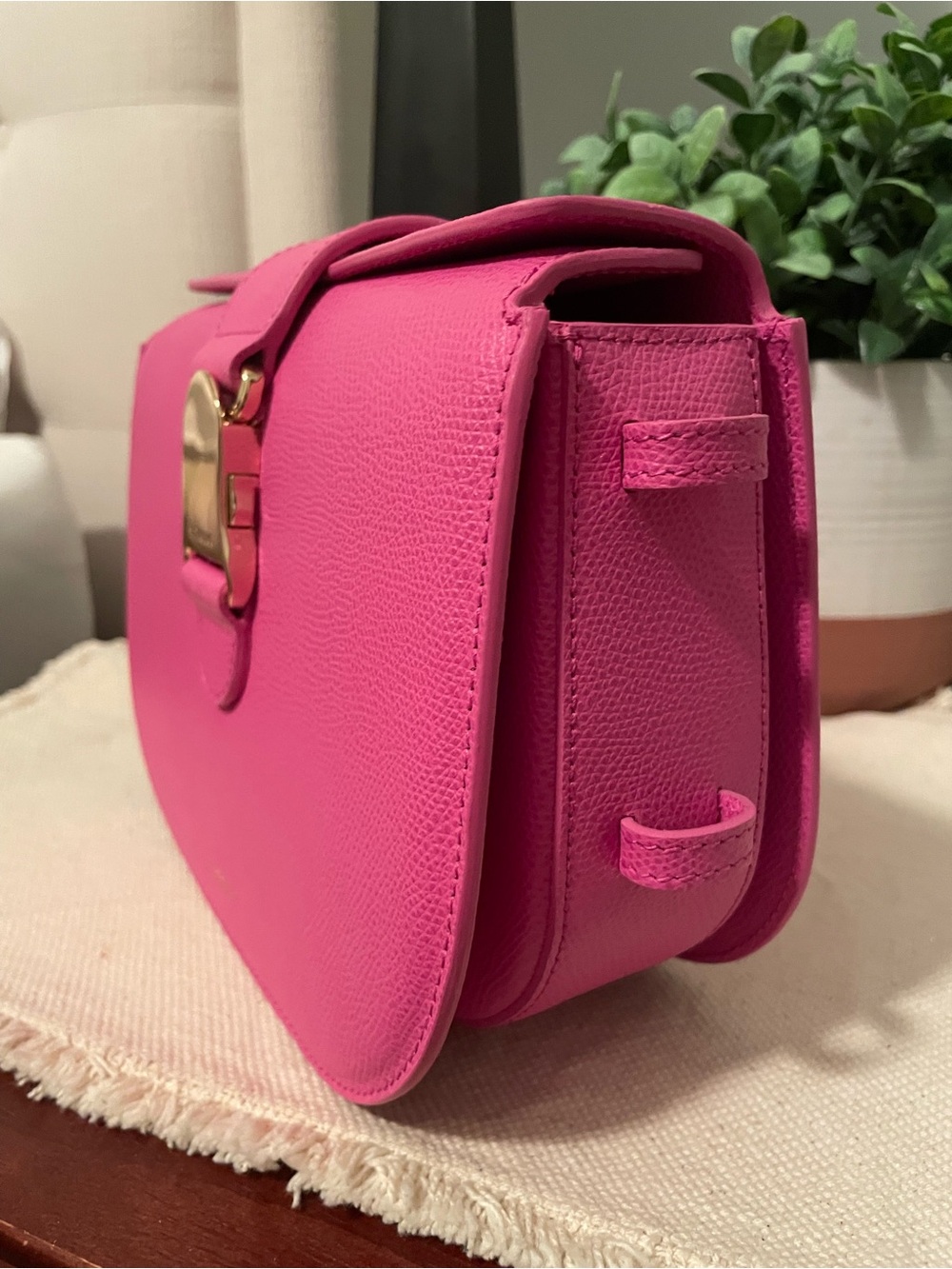 Senreve Cadence crossbody pebbled Viva Magenta - Picture 3 of 12